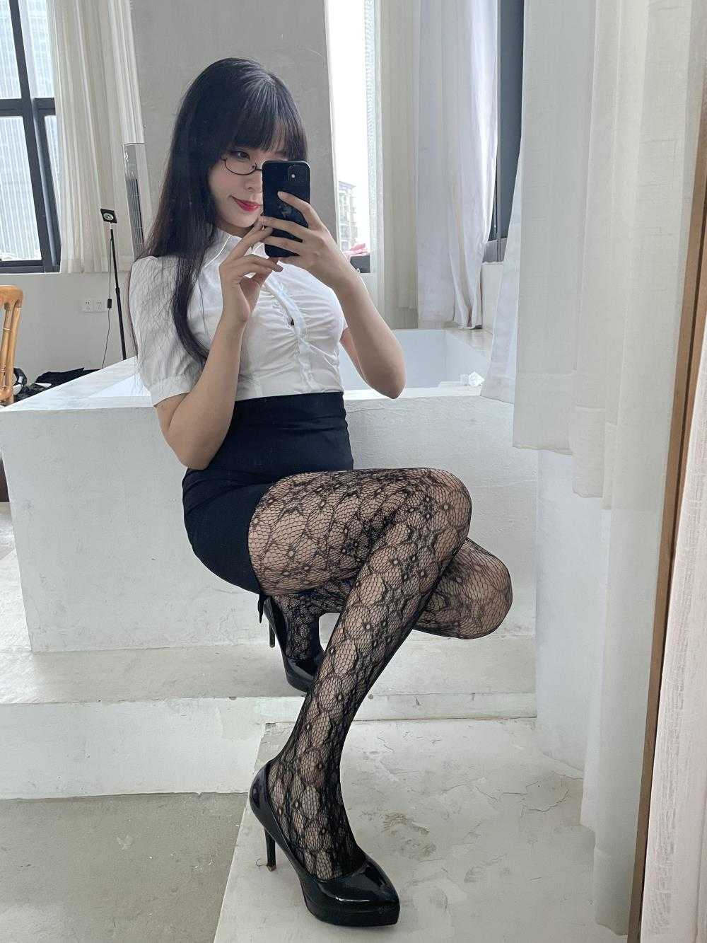 [轩萧学姐] 94套写真合集[5433P/75V/41.56G]（）1